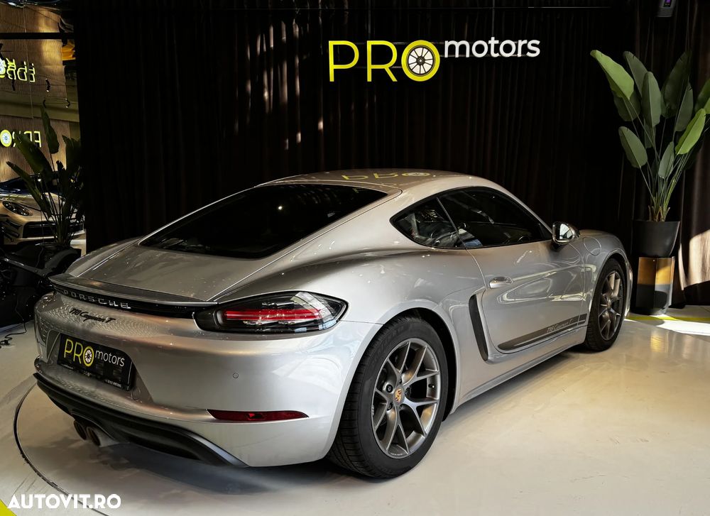 Porsche Cayman 718 T - 4