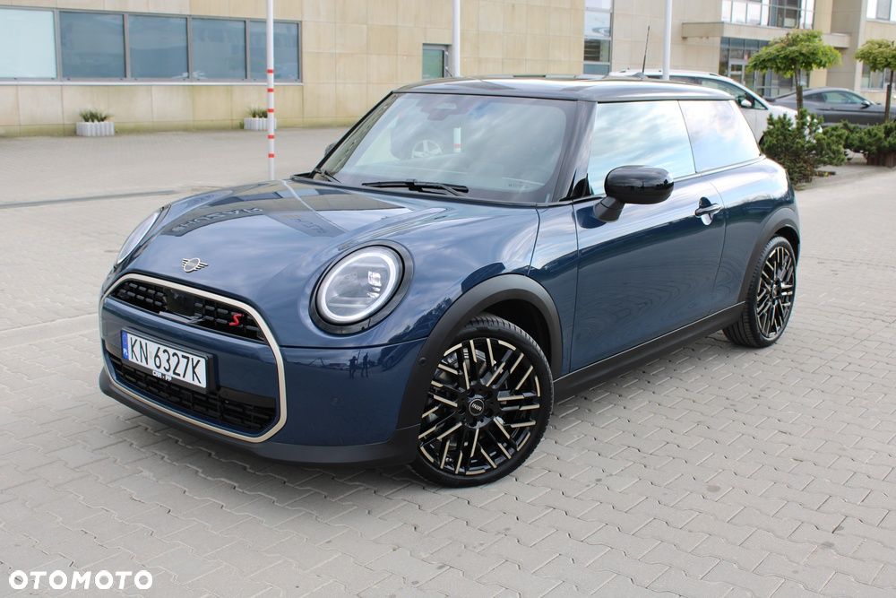 MINI Cooper S Favoured Trim - 1