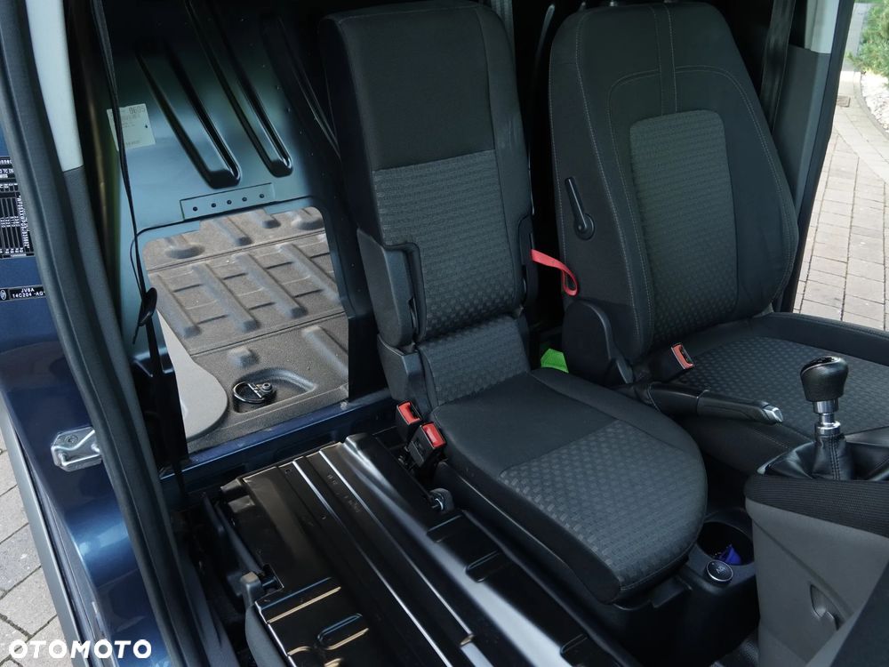 Ford Transit Connect - 14