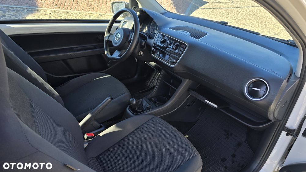 Volkswagen up! - 5