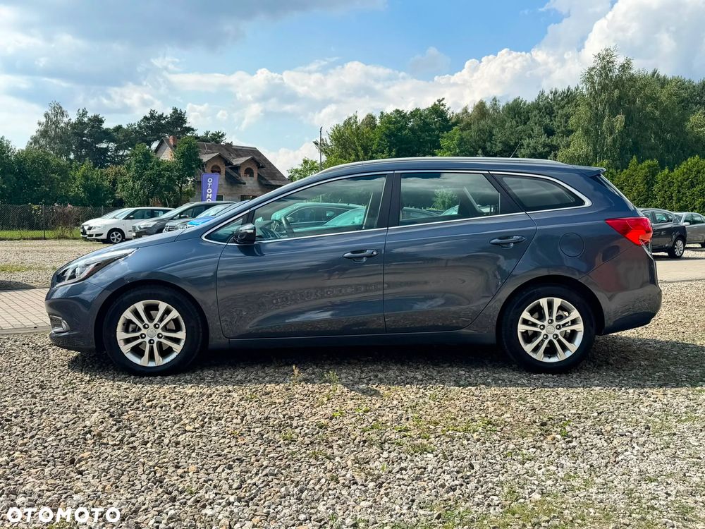 Kia Ceed - 14