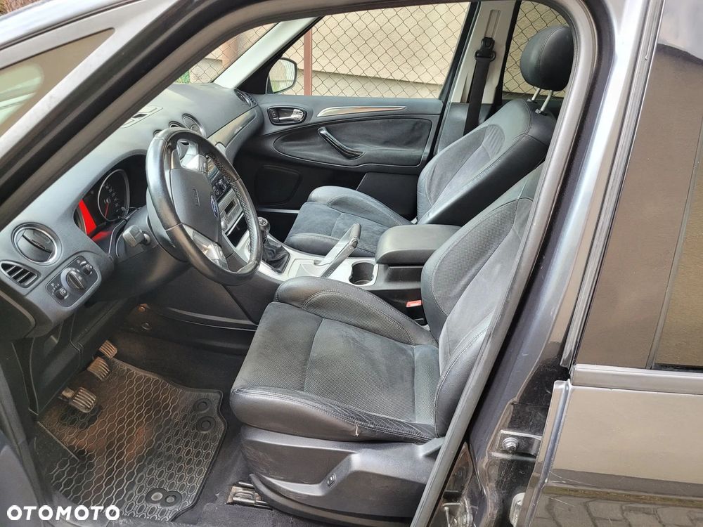 Ford S-Max - 6