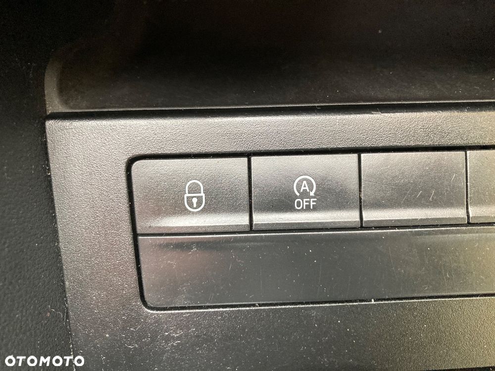 Skoda Octavia 1.4 TSI Ambition - 17