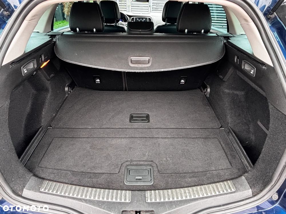 Renault Megane ENERGY TCe 130 Start & Stop Bose Edition - 23