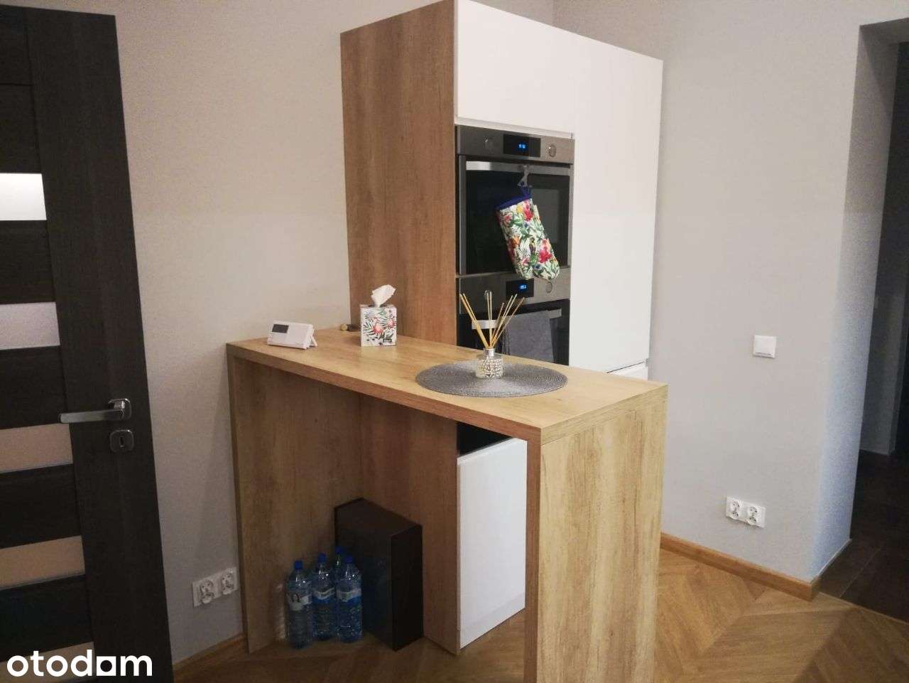 Mieszkanie 66 m², 3 pokoje, do remontu, Bielawa
