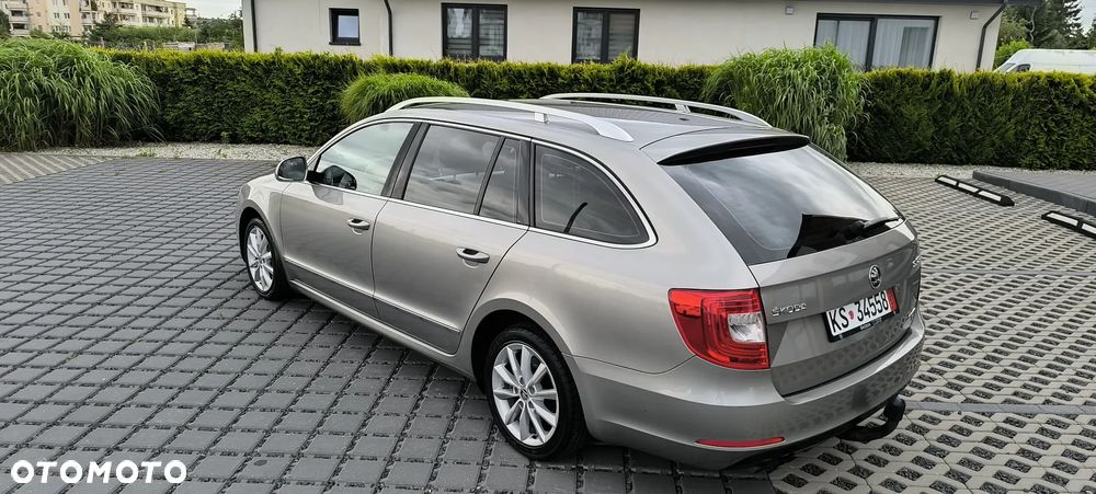 Skoda Superb 1.6 TDI Elegance Greenline - 26