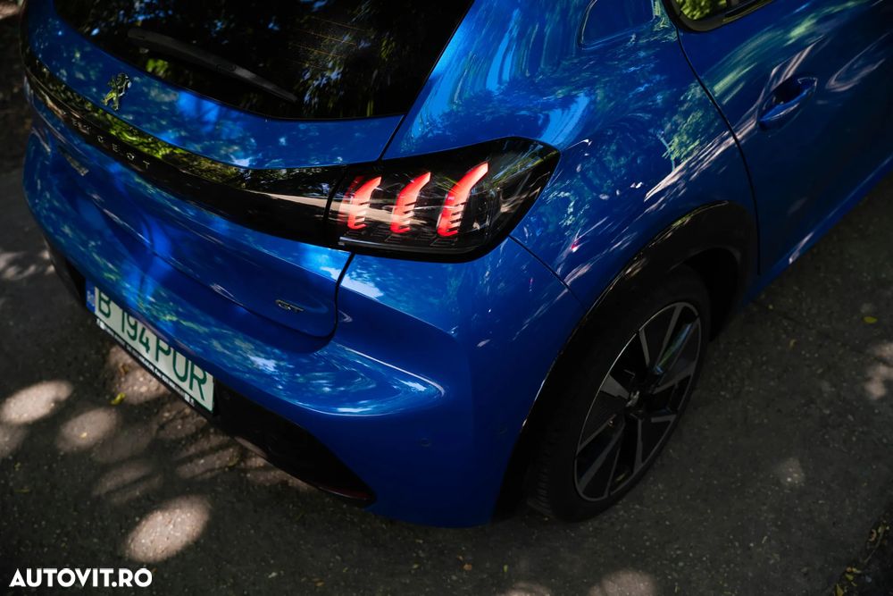 Peugeot 208 e-208 GT-Line - 9