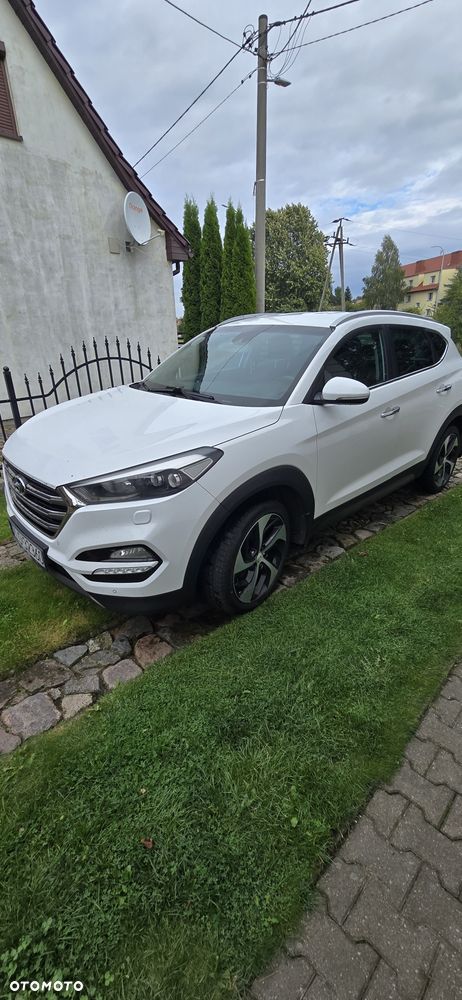 Hyundai Tucson - 2