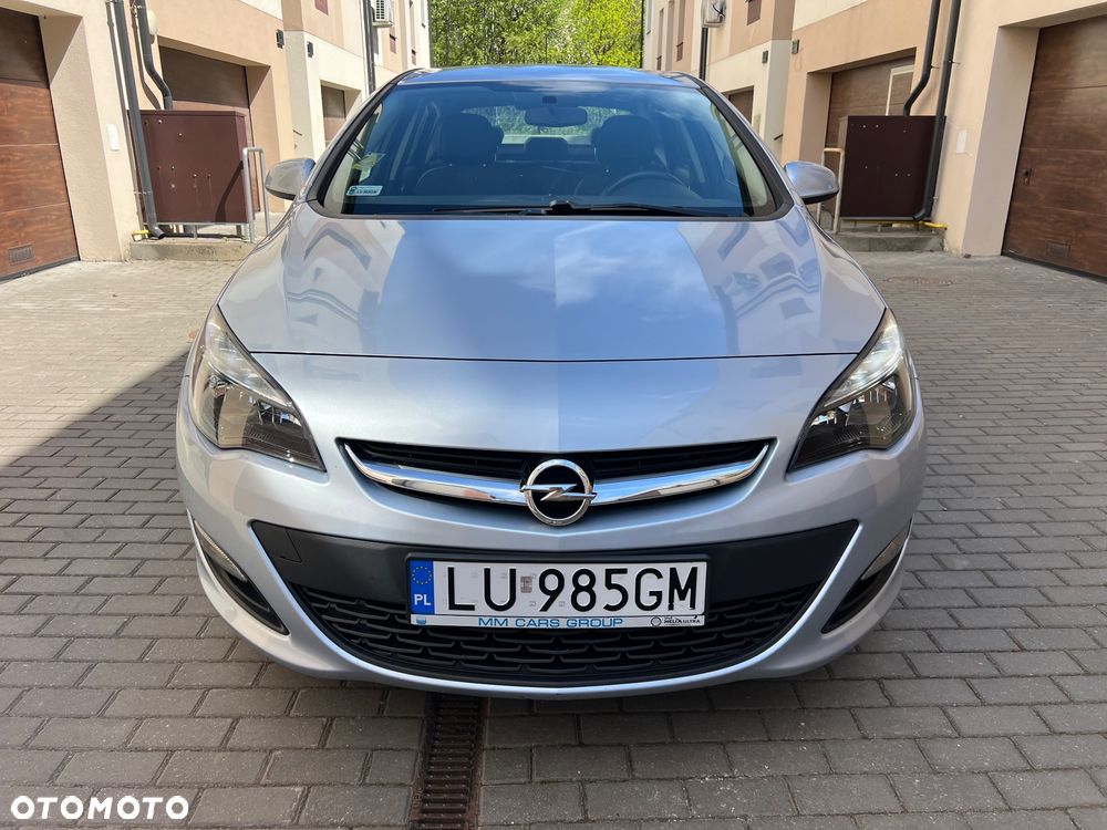 Opel Astra 1.4 T Business S&S - 8