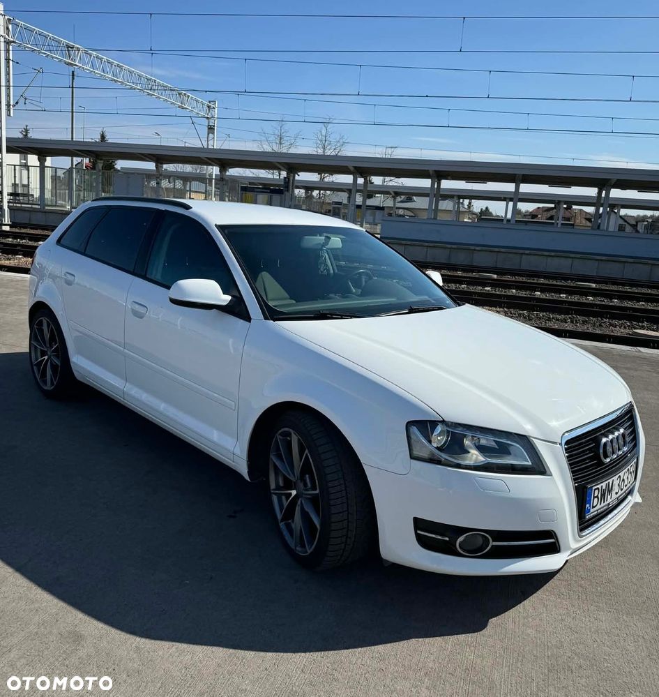 Audi A3 Sportback - 4