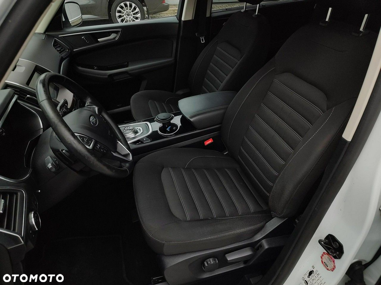Ford Galaxy - 18