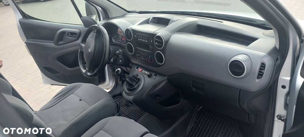 Peugeot Partner - 8