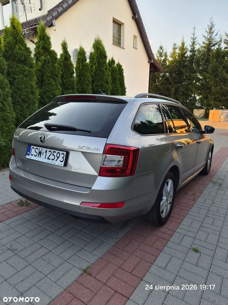 Skoda Octavia 2.0 TDI Ambition DSG - 5