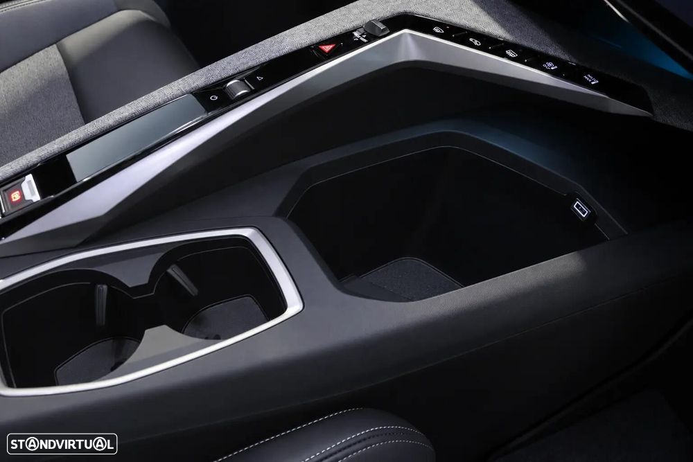 Peugeot E-5008 73 kWh GT - 18