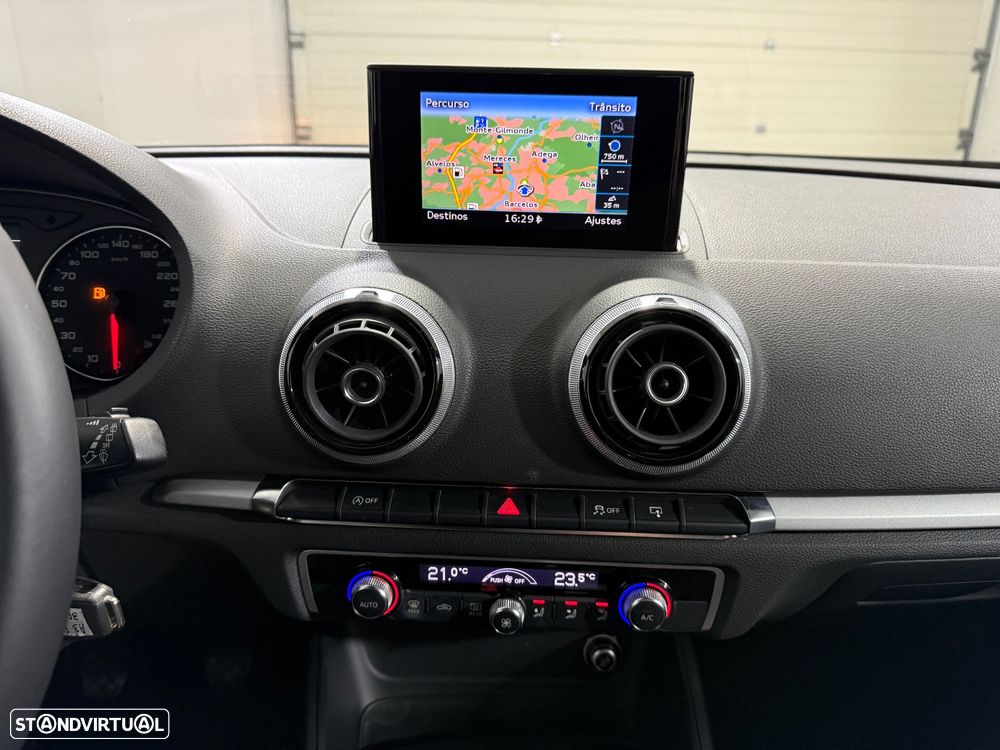 Audi A3 1.6 TDI Sport - 24