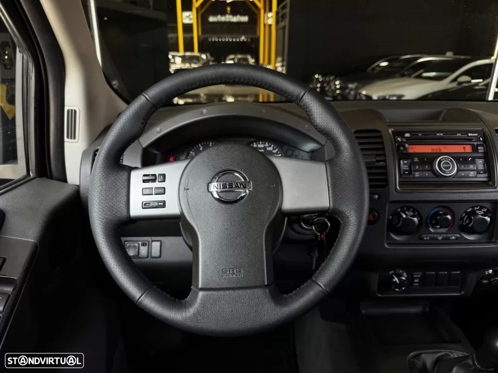 Nissan Navara 2.5 dCi CD FE P.Comfort 4WD - 25