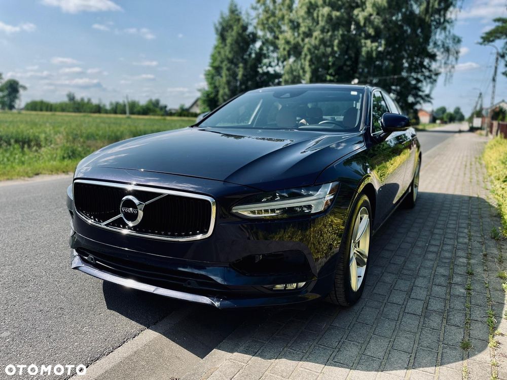 Volvo S90 T5 Momentum - 1