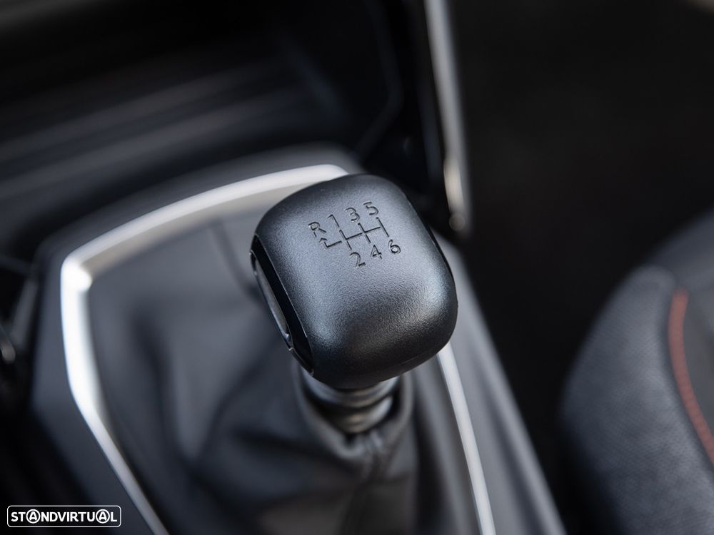 Peugeot 208 PureTech 100 Business - 15