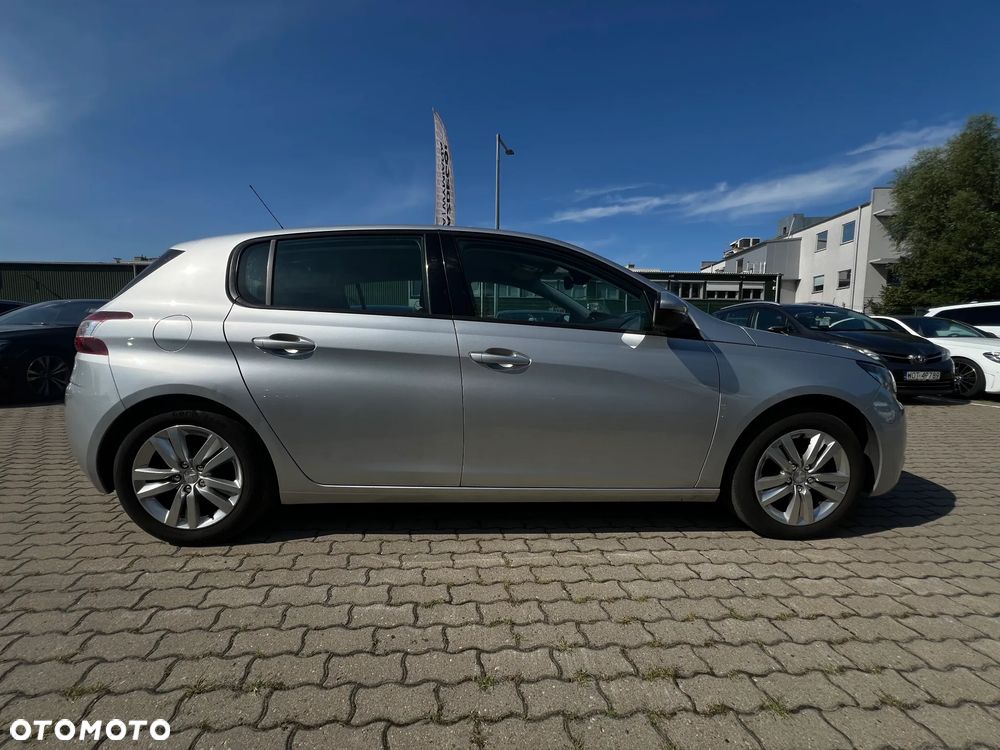 Peugeot 308 - 10