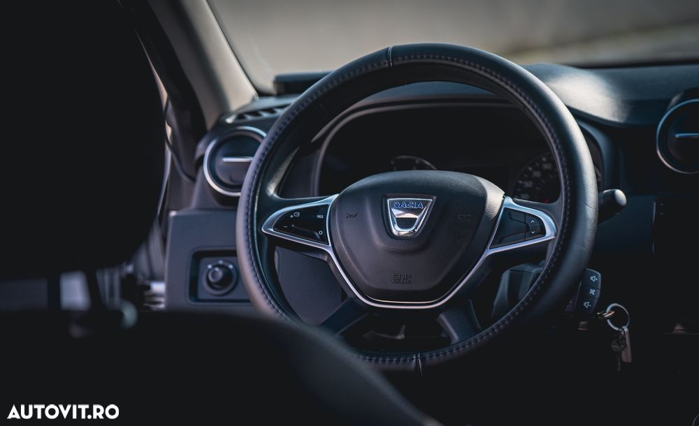 Dacia Duster 1.5 dCi 4x2 Laureate - 6