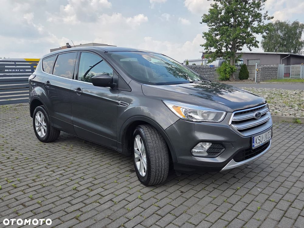 Ford Kuga - 12