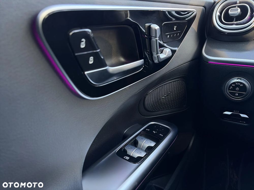 Mercedes-Benz Klasa C 200 9G-TRONIC - 30