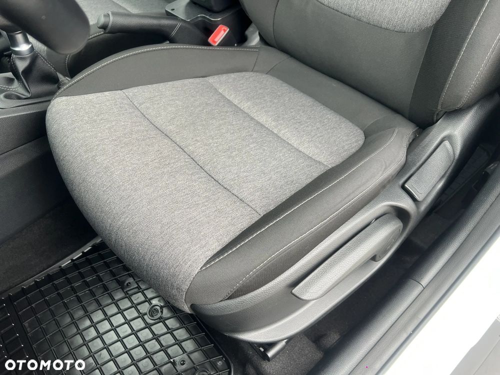 Kia Stonic 1.2 M - 13