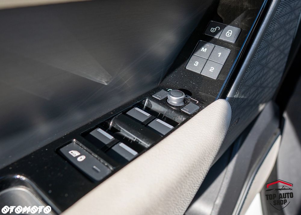 Land Rover Range Rover Velar - 24