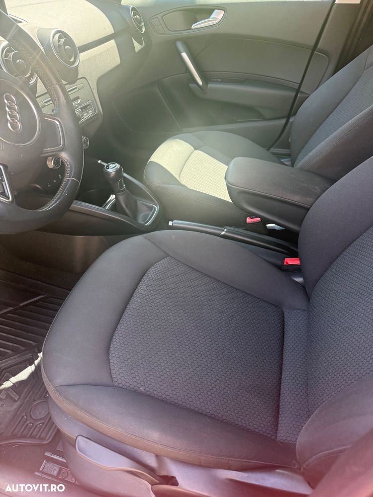 Audi A1 1.0 TFSI ultra design - 5
