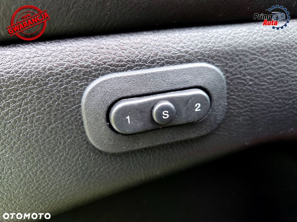 Jeep Grand Cherokee - 16