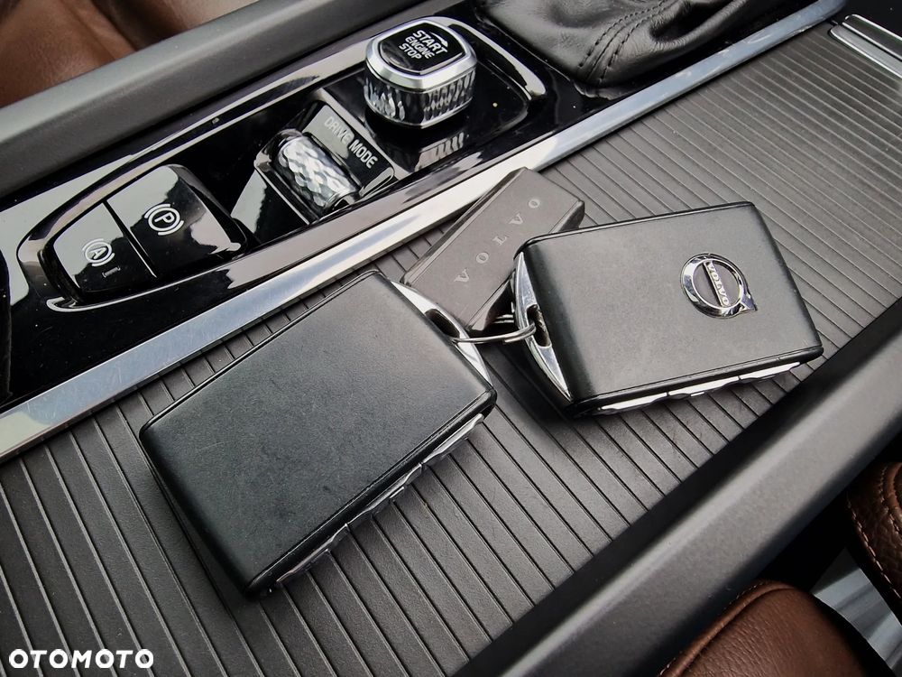 Volvo XC 60 D4 Drive-E Ocean Race - 39