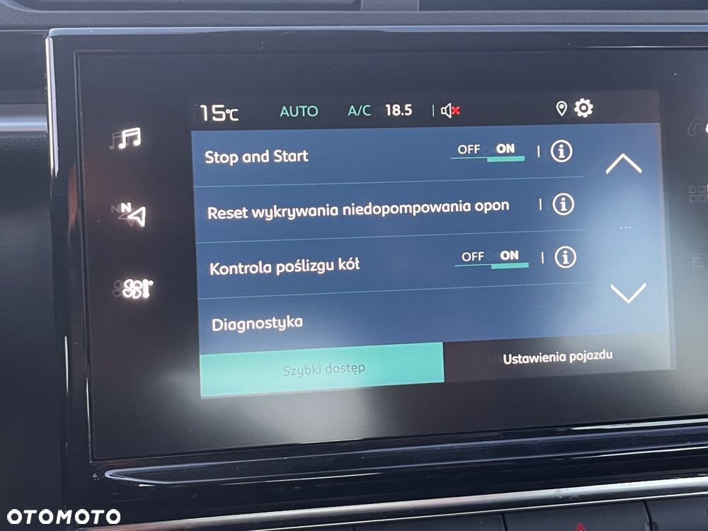 Citroën C3 1.2 PureTech Shine - 32