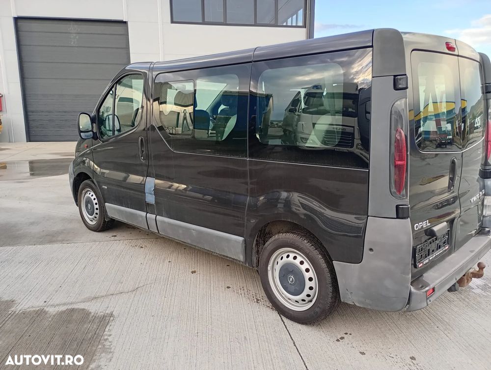 Opel Vivaro - 4