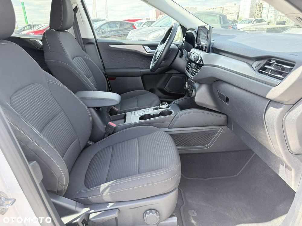 Ford Kuga 2.5 Duratec FHEV TITANIUM - 18