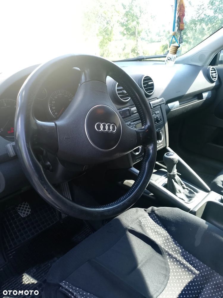 Audi A3 3-drzwiowe 2.0 TDI Ambition - 5