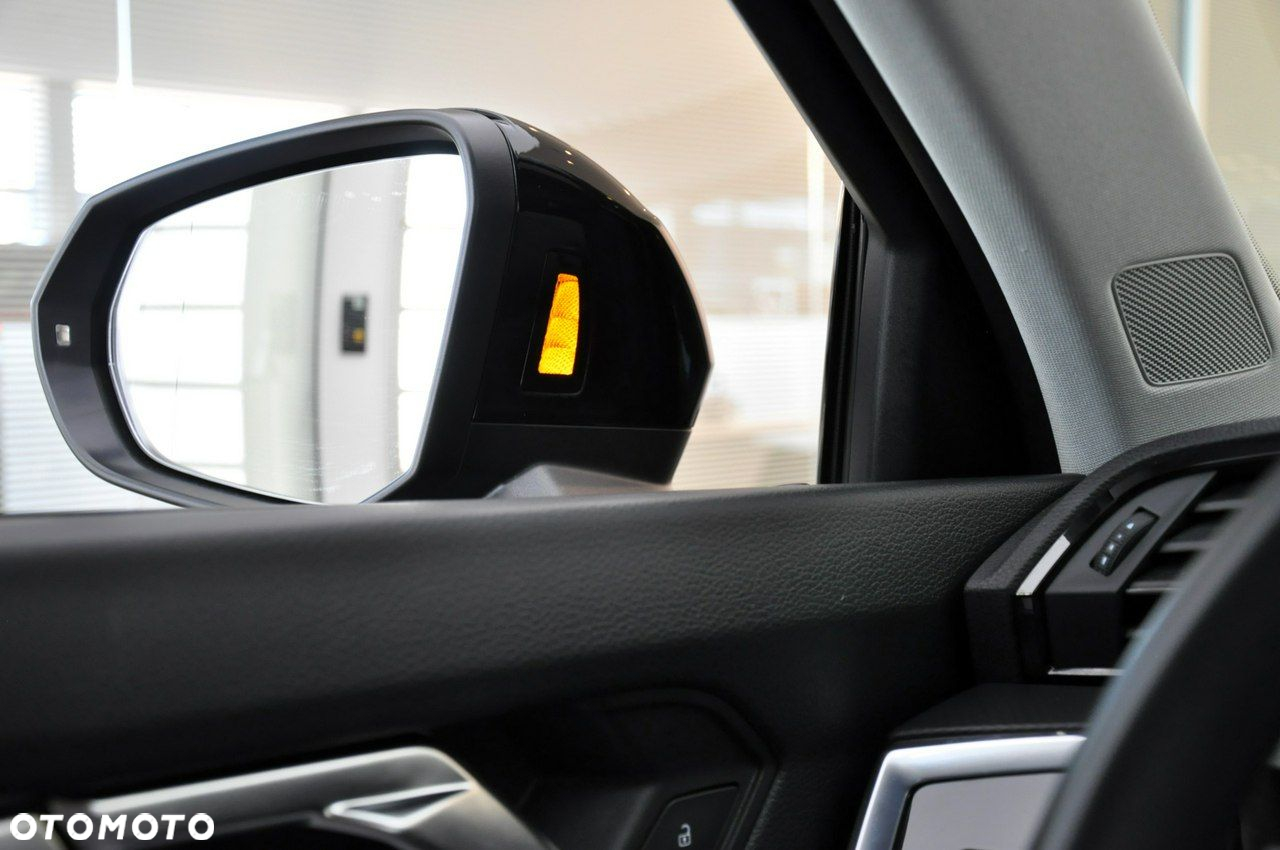 Audi Q3 Sportback - 25