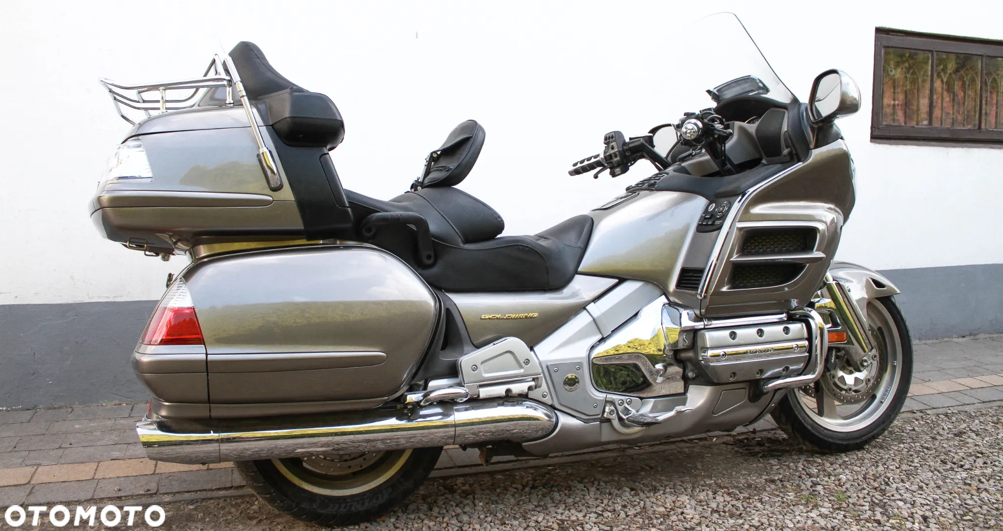 Honda GL - 10