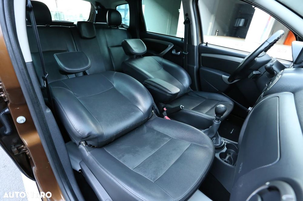 Dacia Duster 1.5 dCi 4x4 Prestige - 26