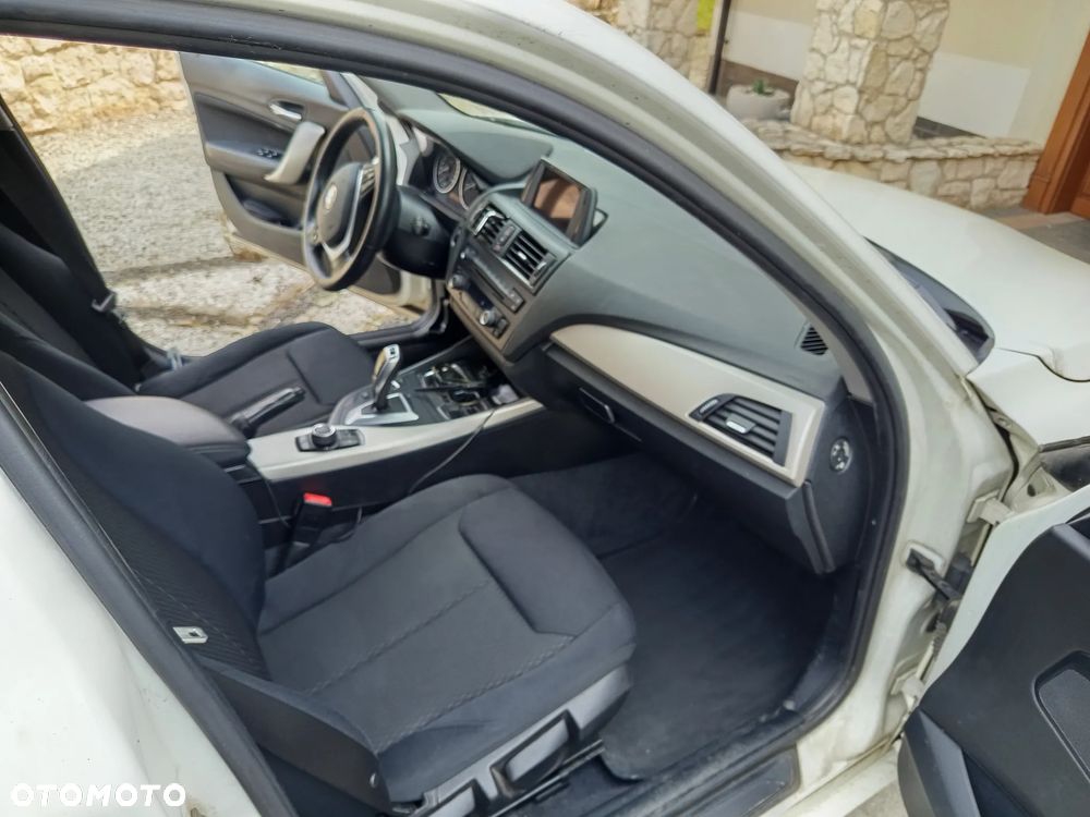 BMW Seria 1 118i Sport Line - 7