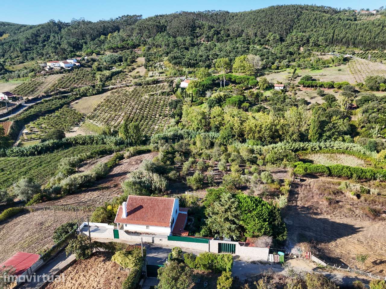 Moradia T3 com 6.875 m² de terreno em Sobral da Abelheira, Mafra - Grande imagem: 4/51