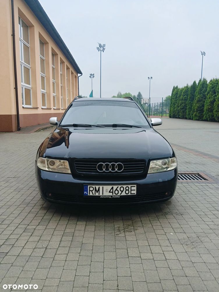 Audi A4 Avant - 1