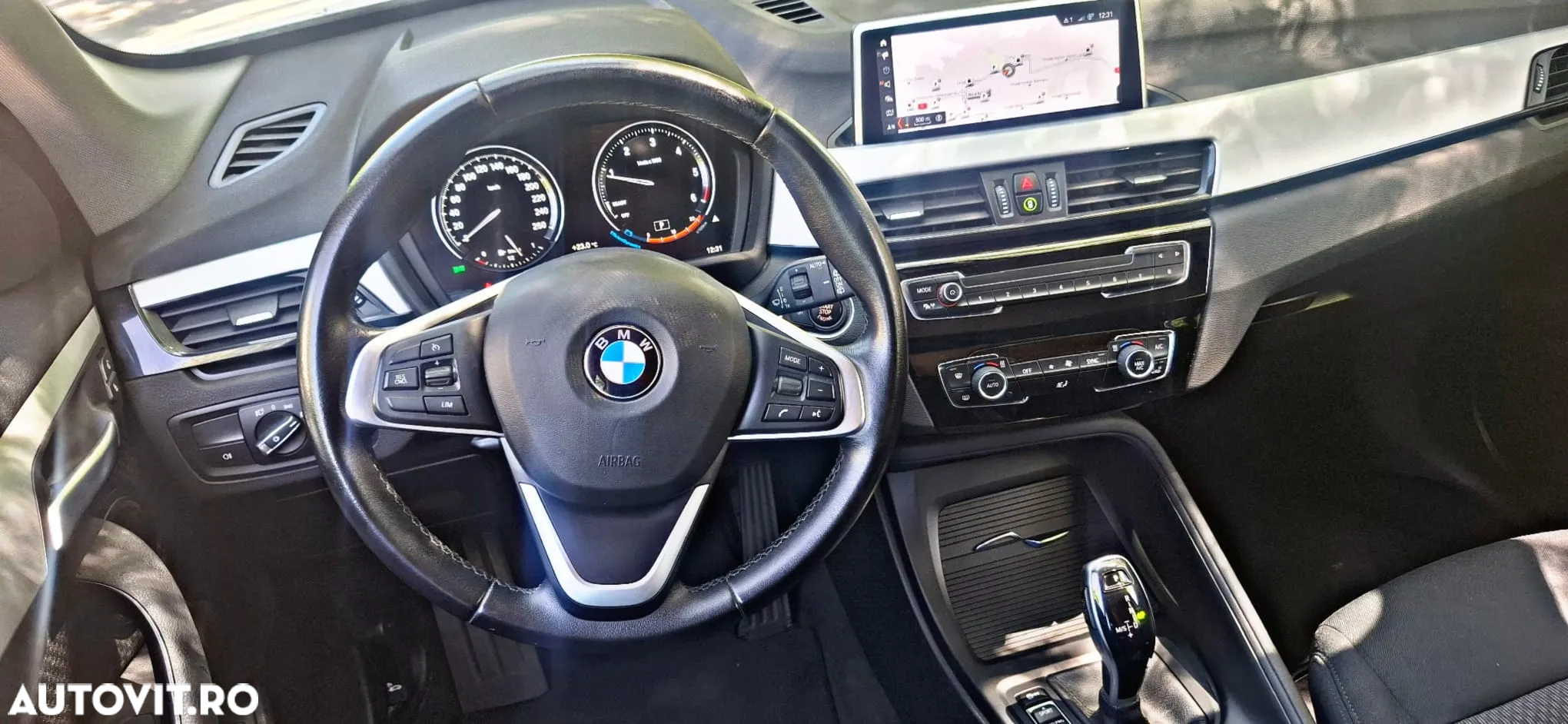 BMW X1 sDrive18d Aut. Sport Line - 3