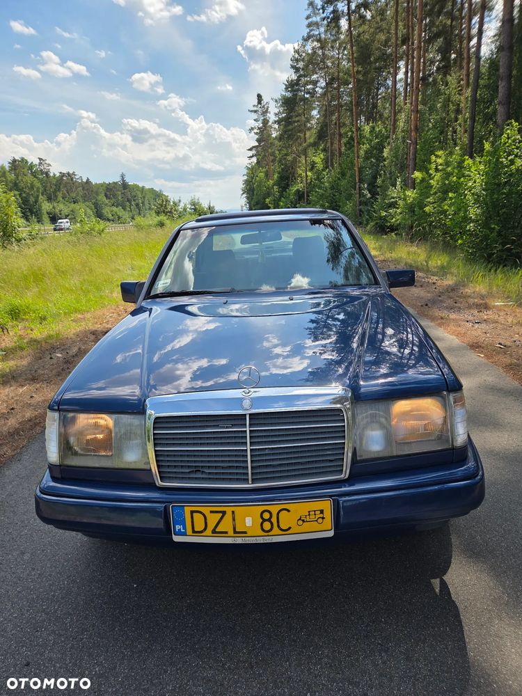 Mercedes-Benz W124 (1984-1993) ver-260-se - 15