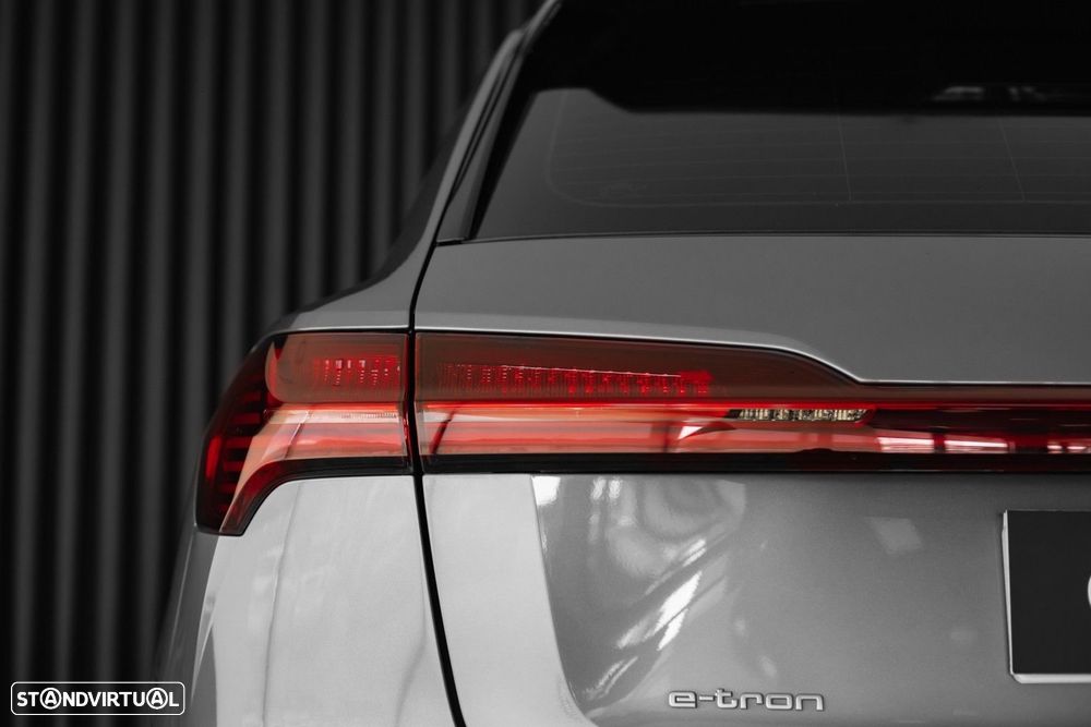 Audi e-tron 55 quattro Advanced - 13