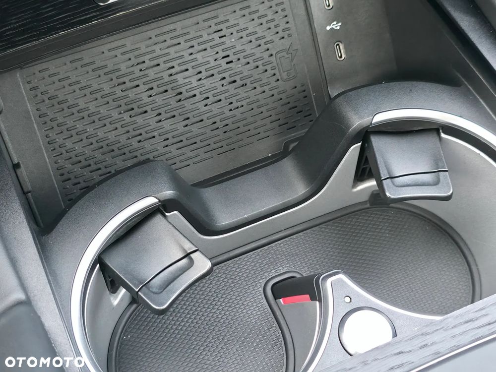 Mercedes-Benz GLE AMG 53 PHEV 4-Matic+ - 38