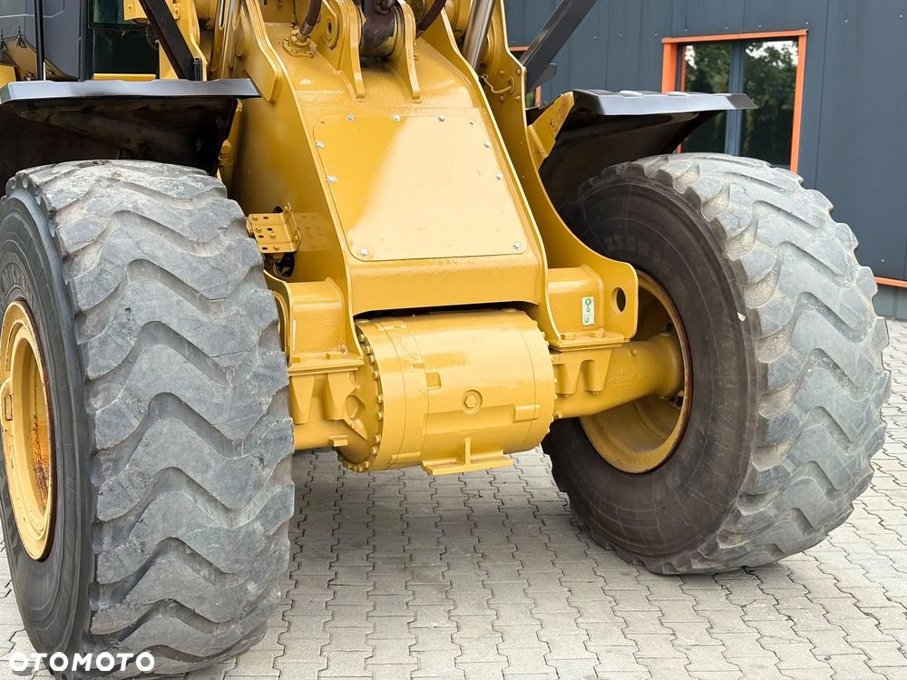 Caterpillar 962M ŁADOWARKA KOŁOWA - 23