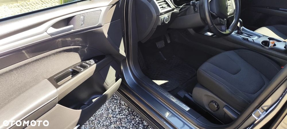 Ford Mondeo 2.0 TDCi Titanium PowerShift - 13