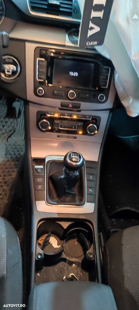 Dezmembrez volkswagen vw passat B7 Break an 2012 CAYC cv MYP LA7W - 10