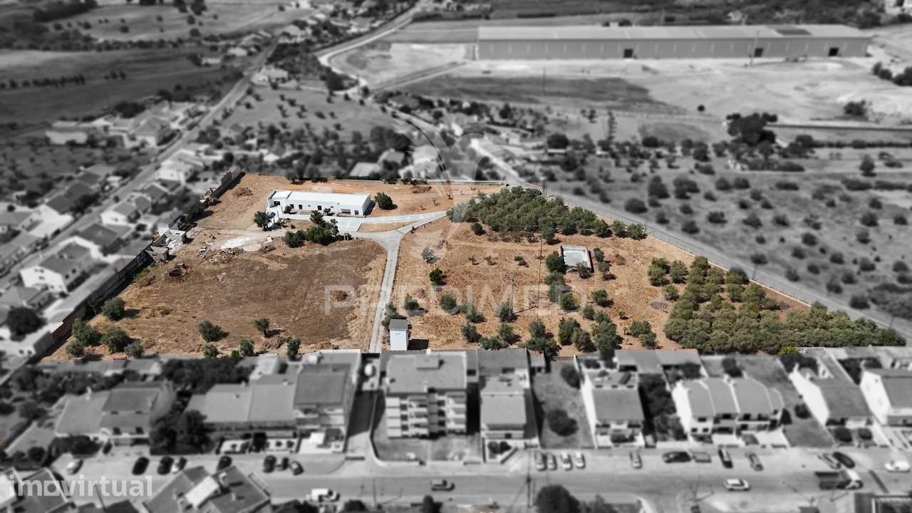 Moradia V4 de Luxo, em Construção, Lote de 15.130m², Alferrarede -... - Grande imagem: 5/16