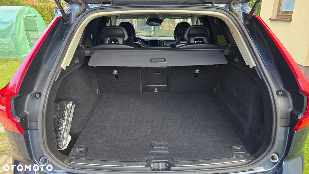 Volvo XC 60 D4 Momentum - 10